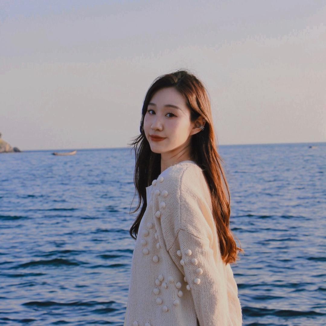 小月月🌙