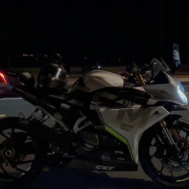 🏍️机车小鱼