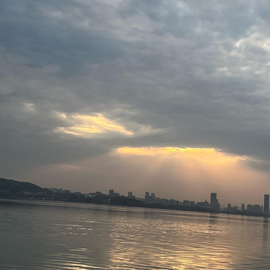 钢铁运动北馆店 hzy