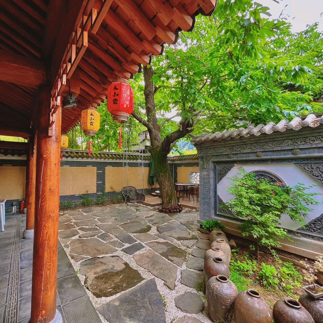 米知霖餐厅（关中泉酒品鉴销售中心）