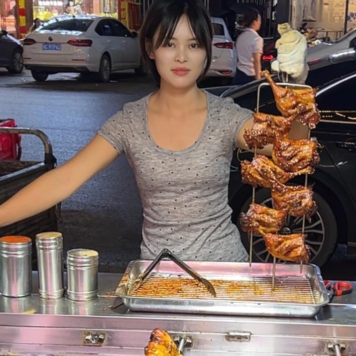 @阿许摆摊