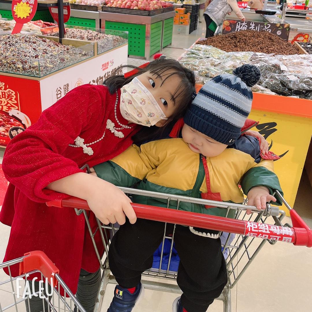 妈妈爱一一和琥珀