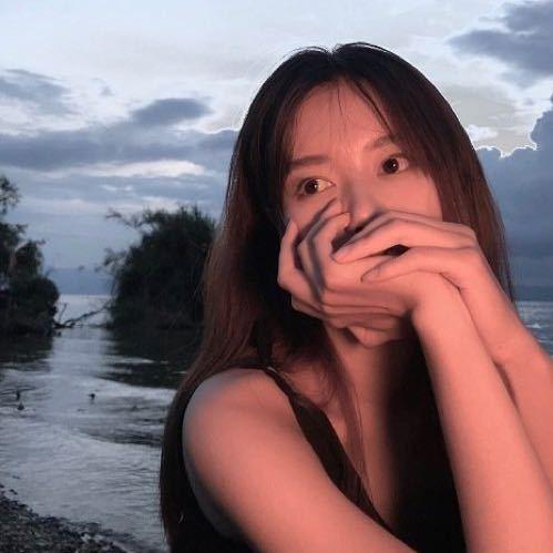 Zhou周..