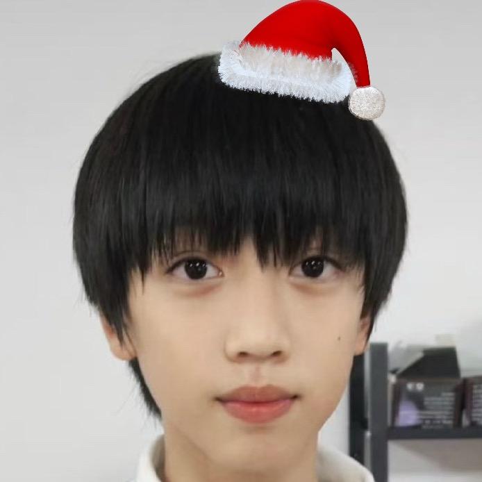 ⋆.˚萌界小颜大王✮⋆.˚。