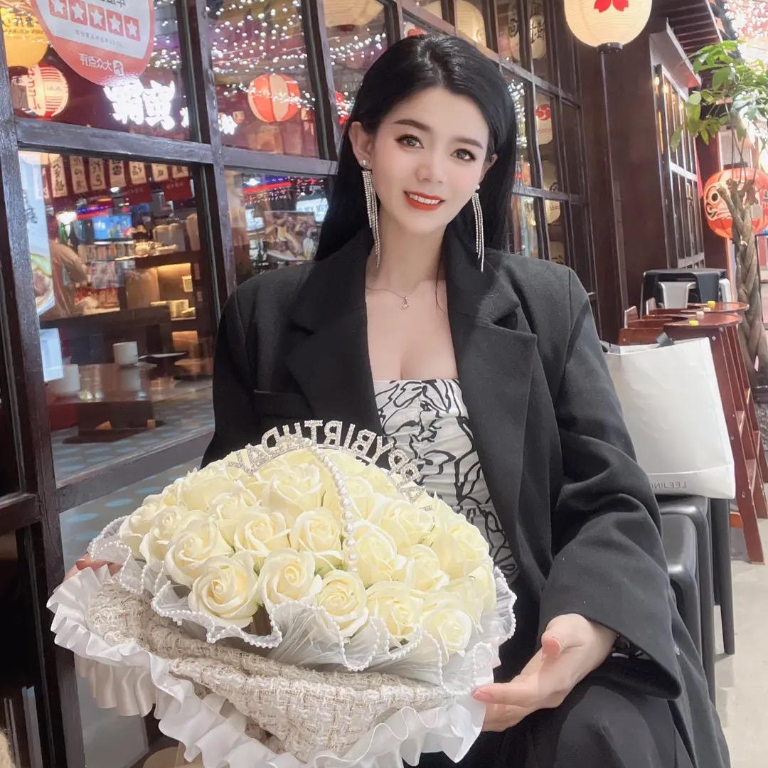 闫雪美业