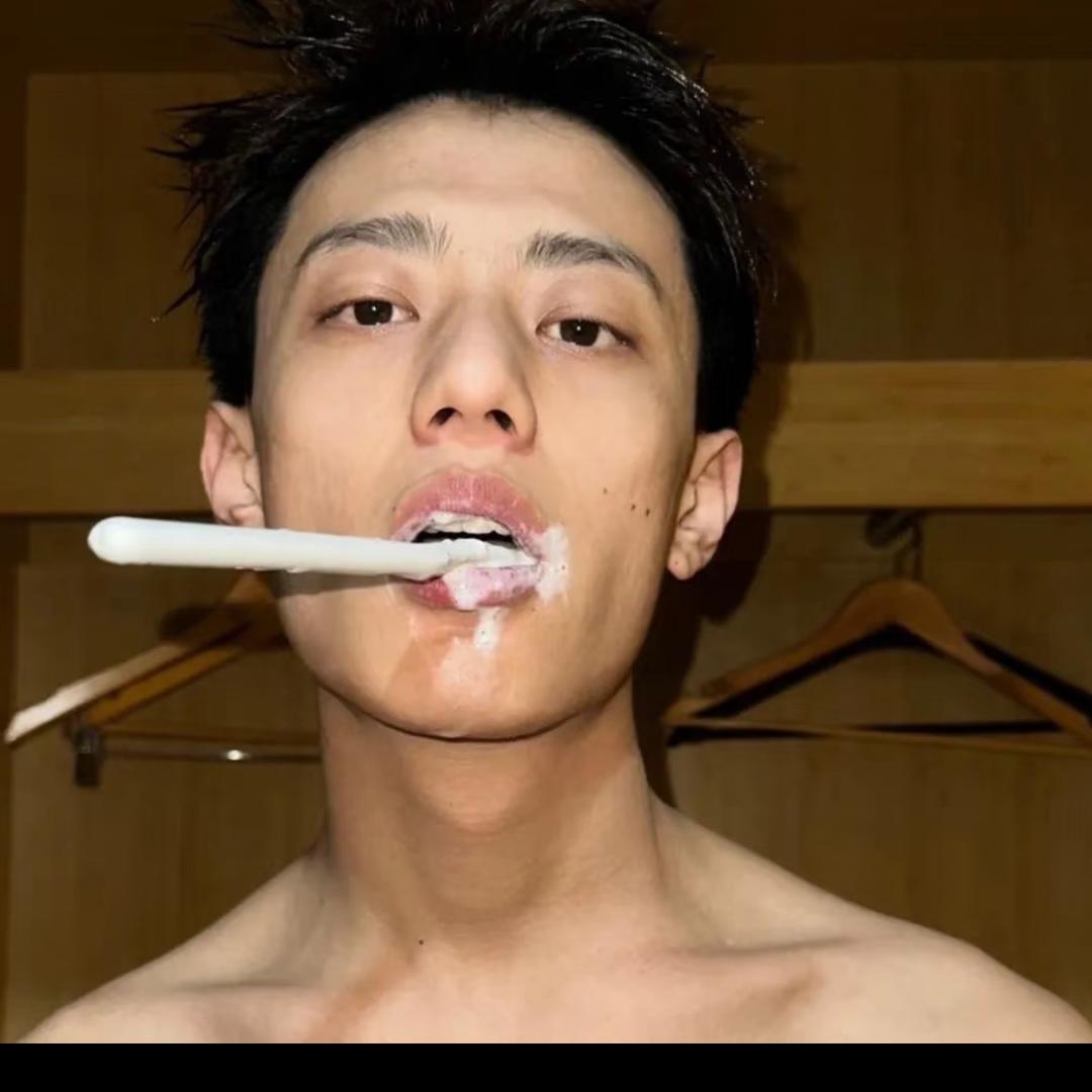 爱意藏于心'
