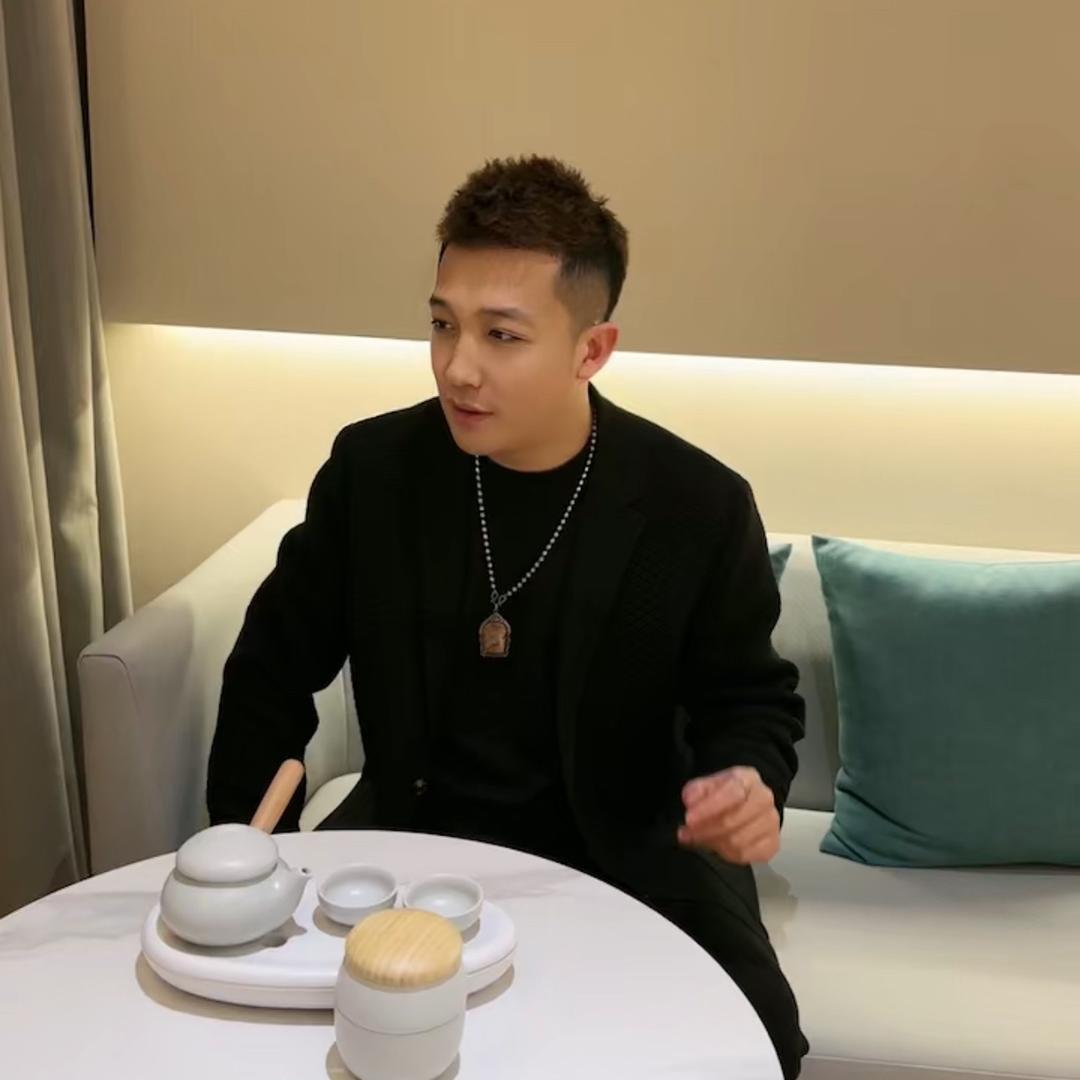 胡乐🎤～🐒