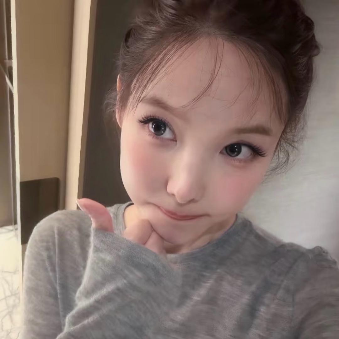 小小含-