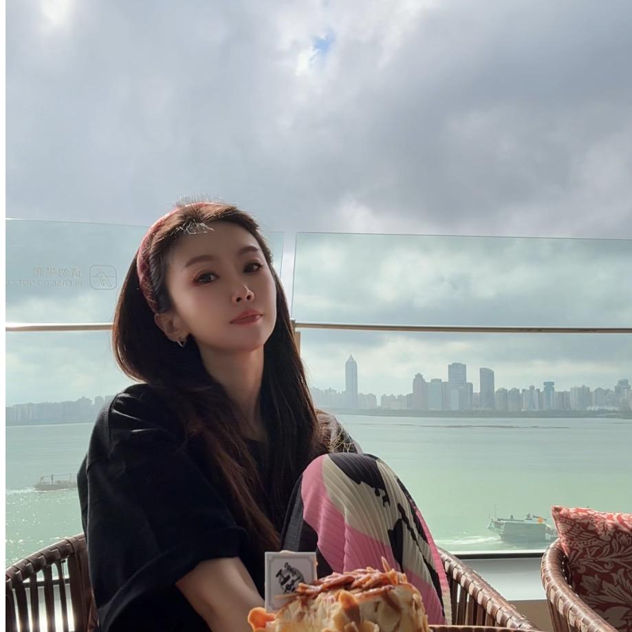 叫小权儿吖