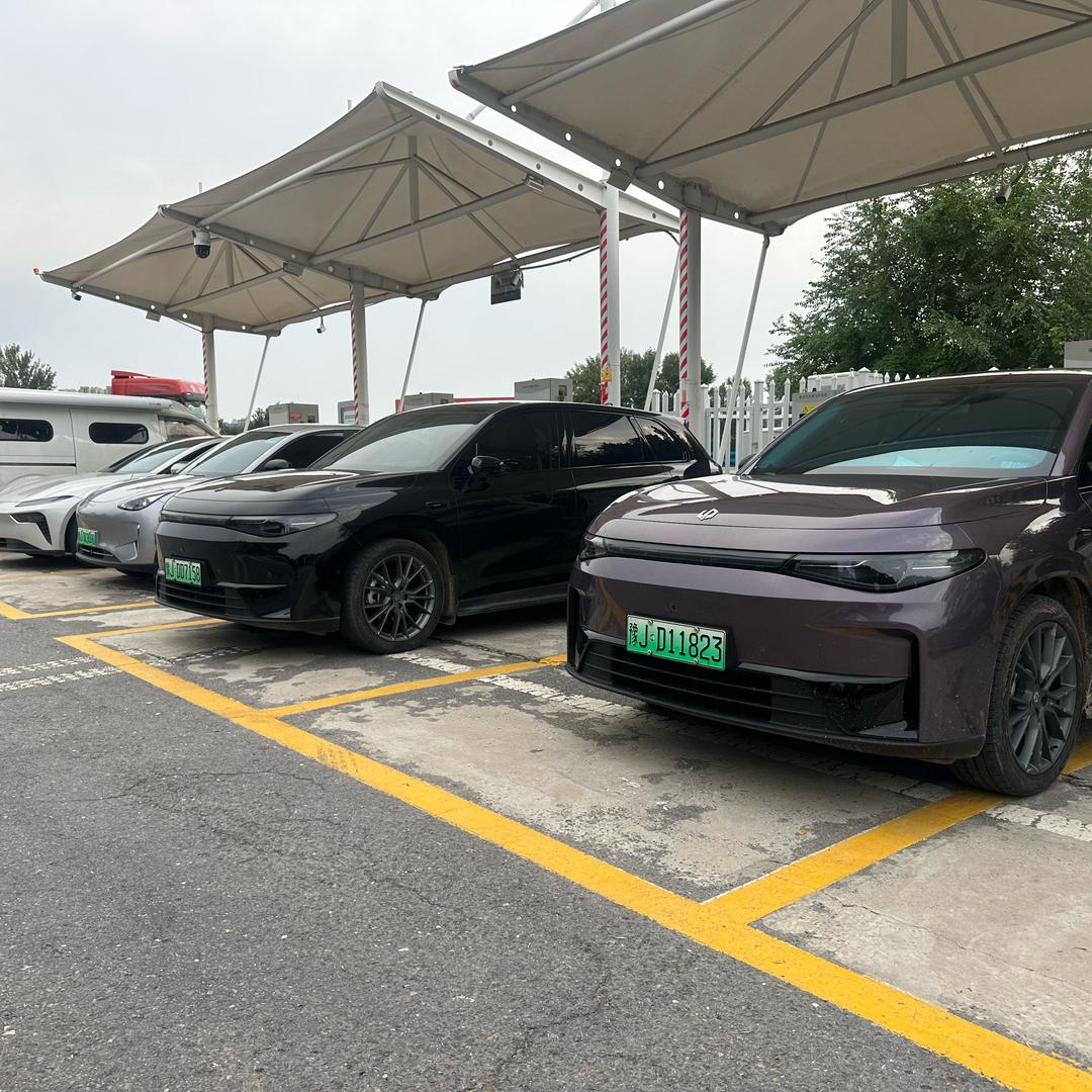 拴青门业 李先生🥂
