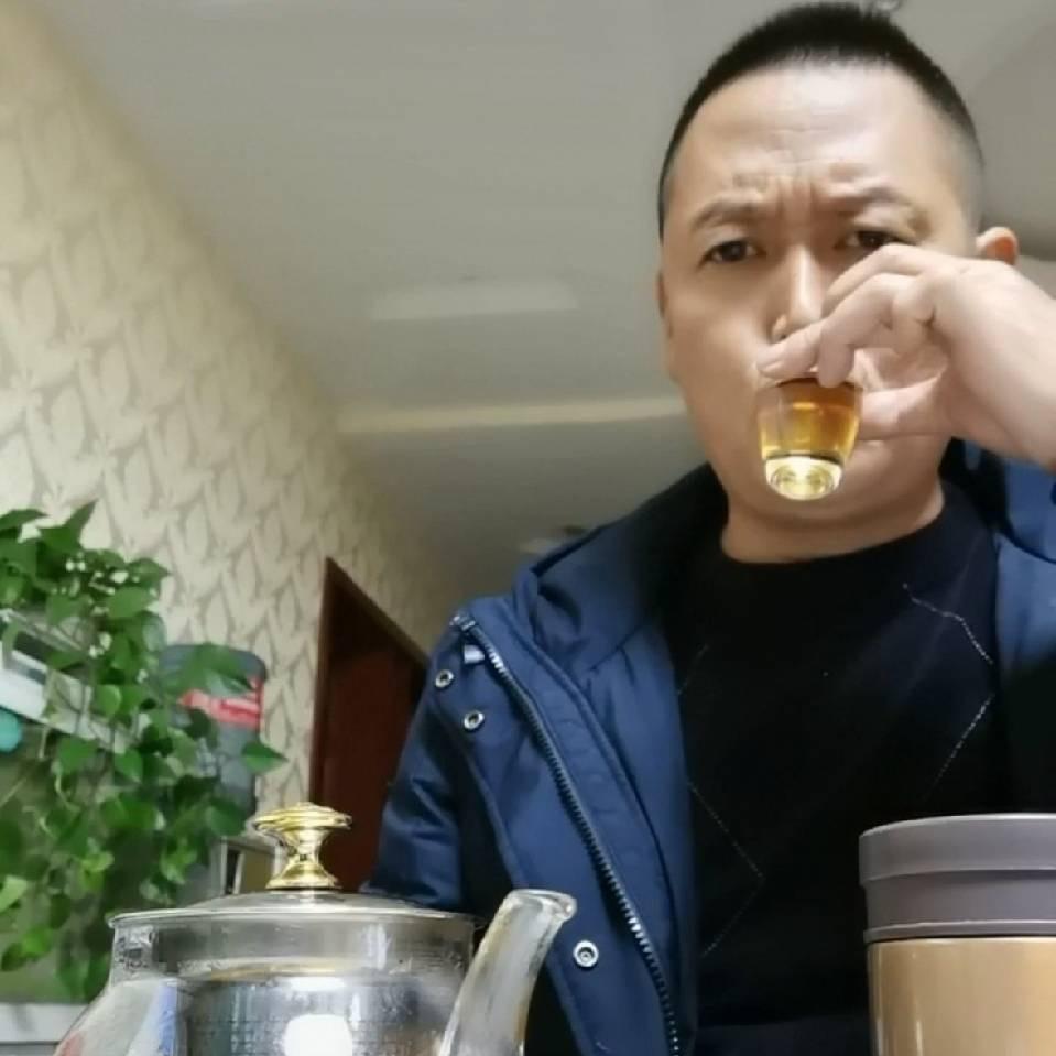 开州尾贺市场翁老师专做清仓处理（188窗