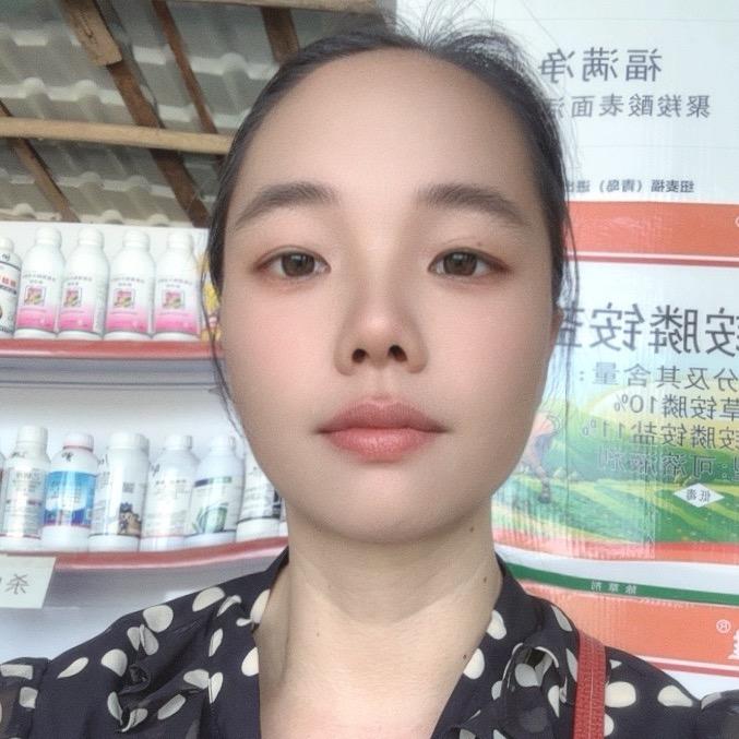 西乡塘做农资的莫姐