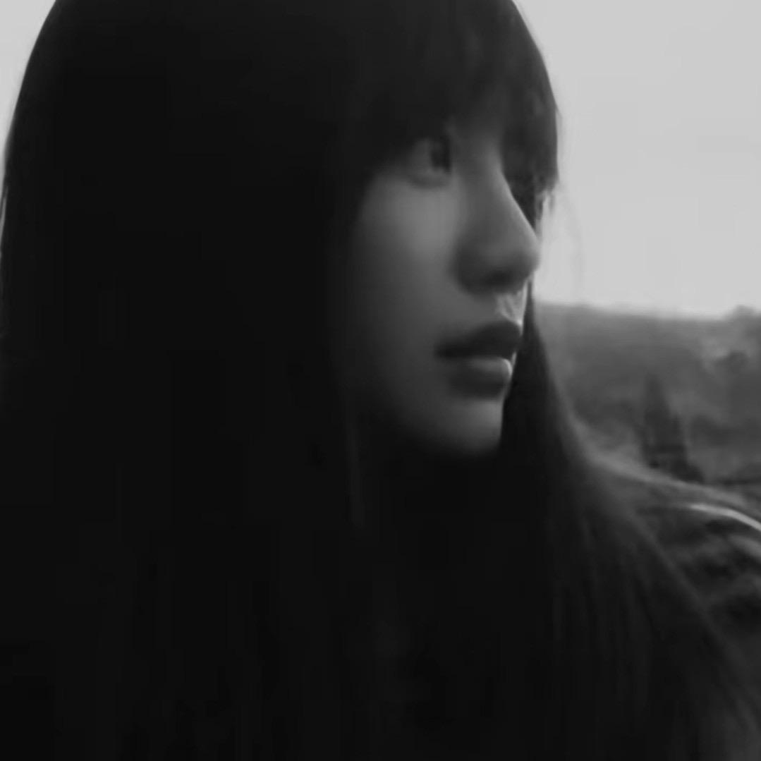 王一楠.