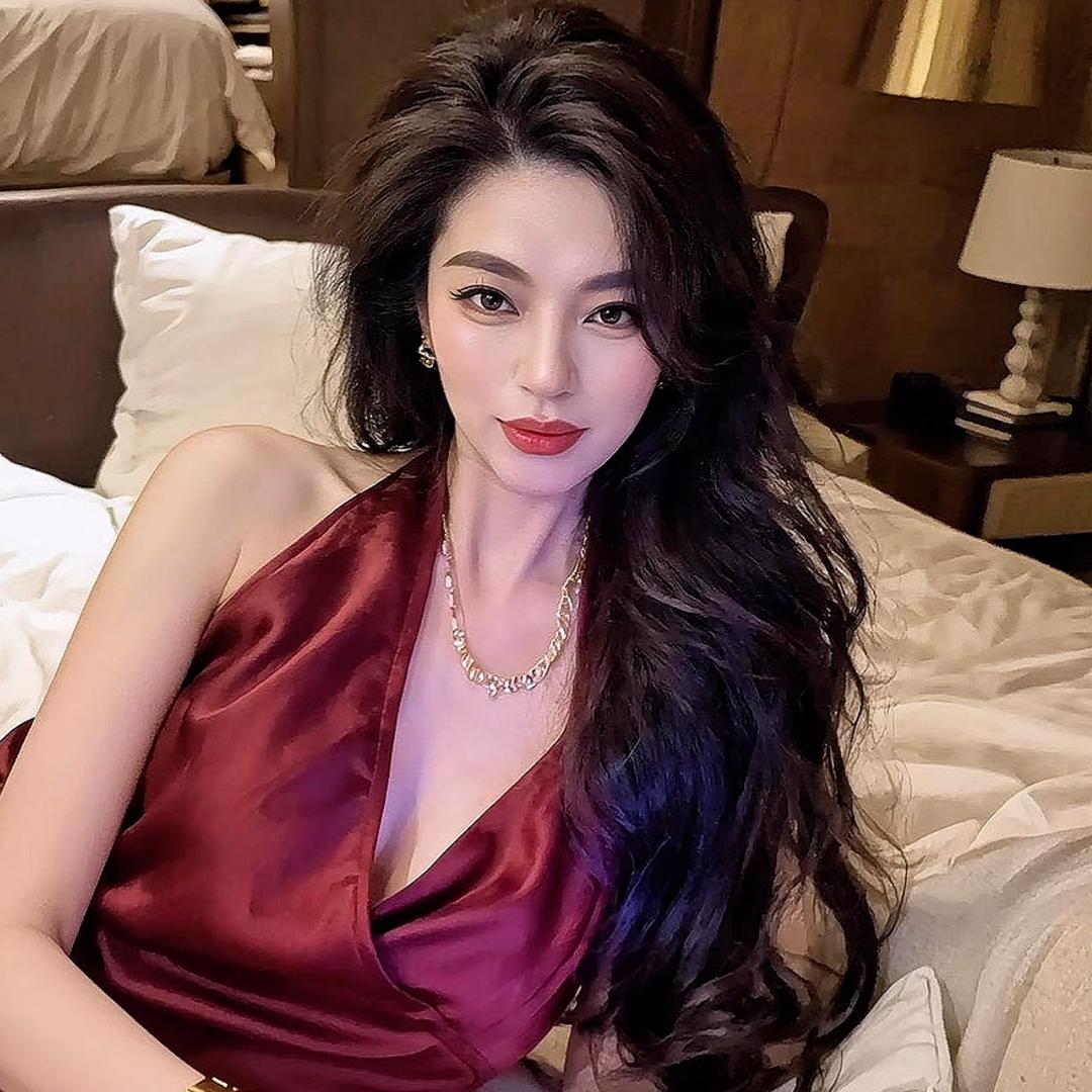 富千艺女士