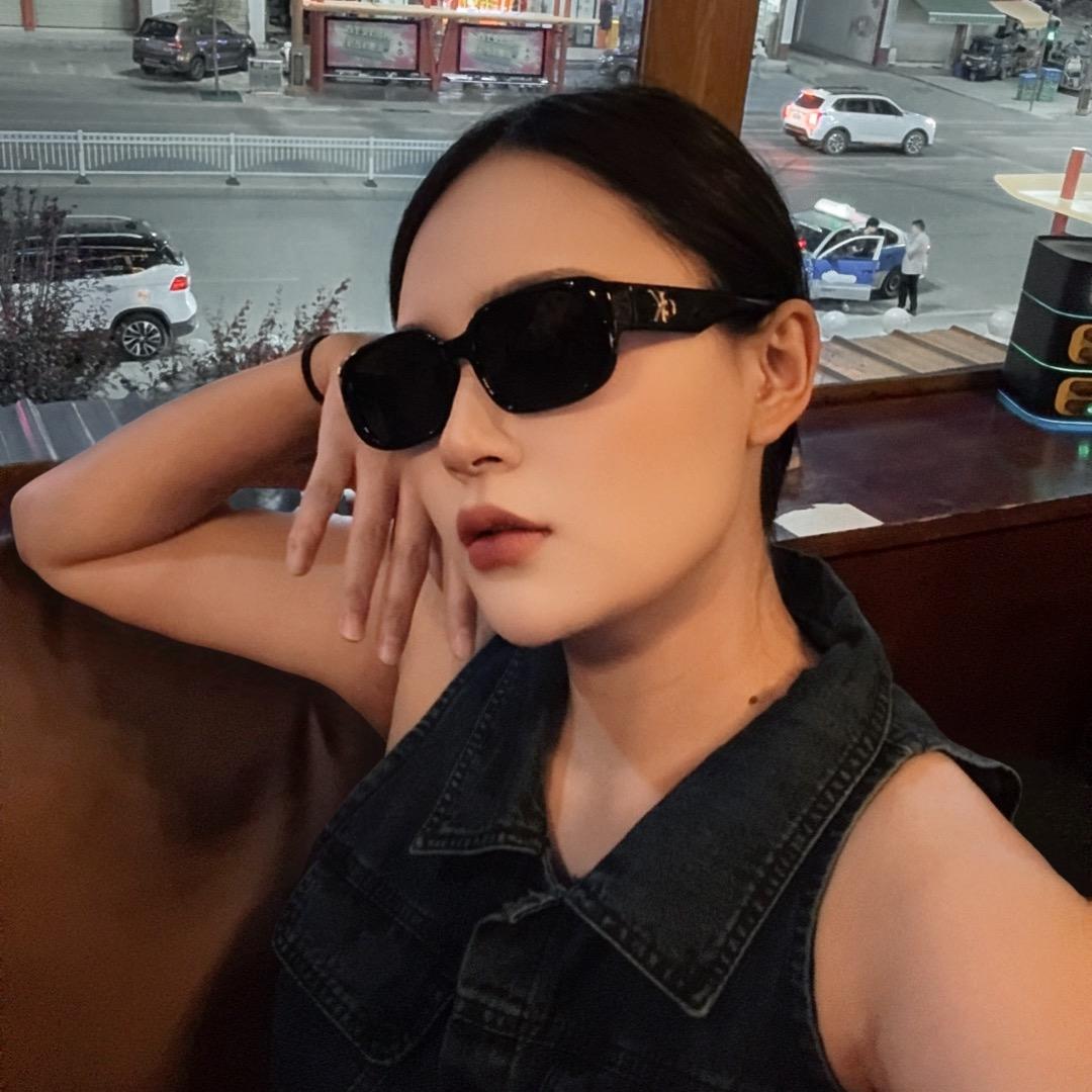 婷婷要开心～