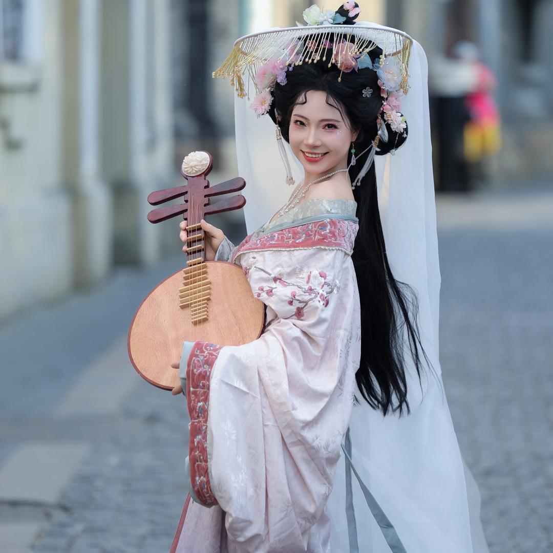 山塘街汉服旅拍+吃喝玩乐