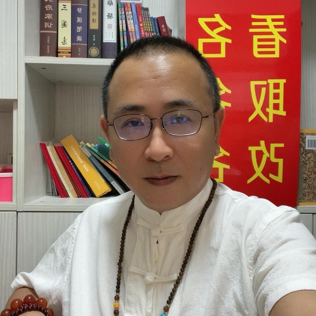 逸飞起名