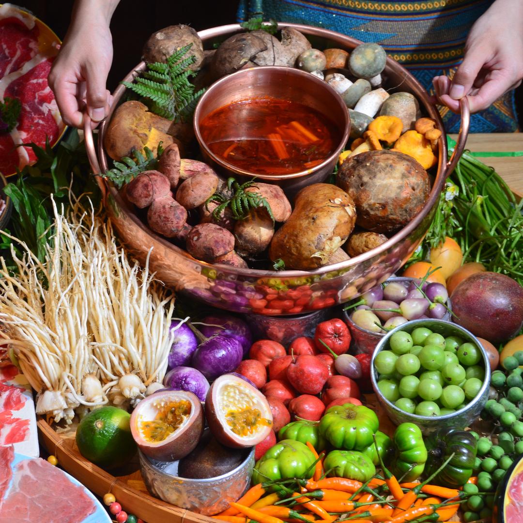 云来菌·野生菌酸汤牛肉自助（昆明老街店）