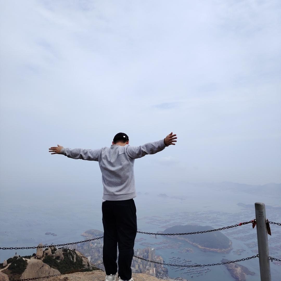 陌路行人
