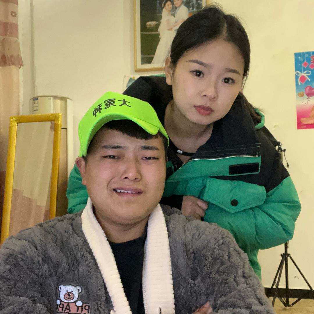 阿豪夫妇
