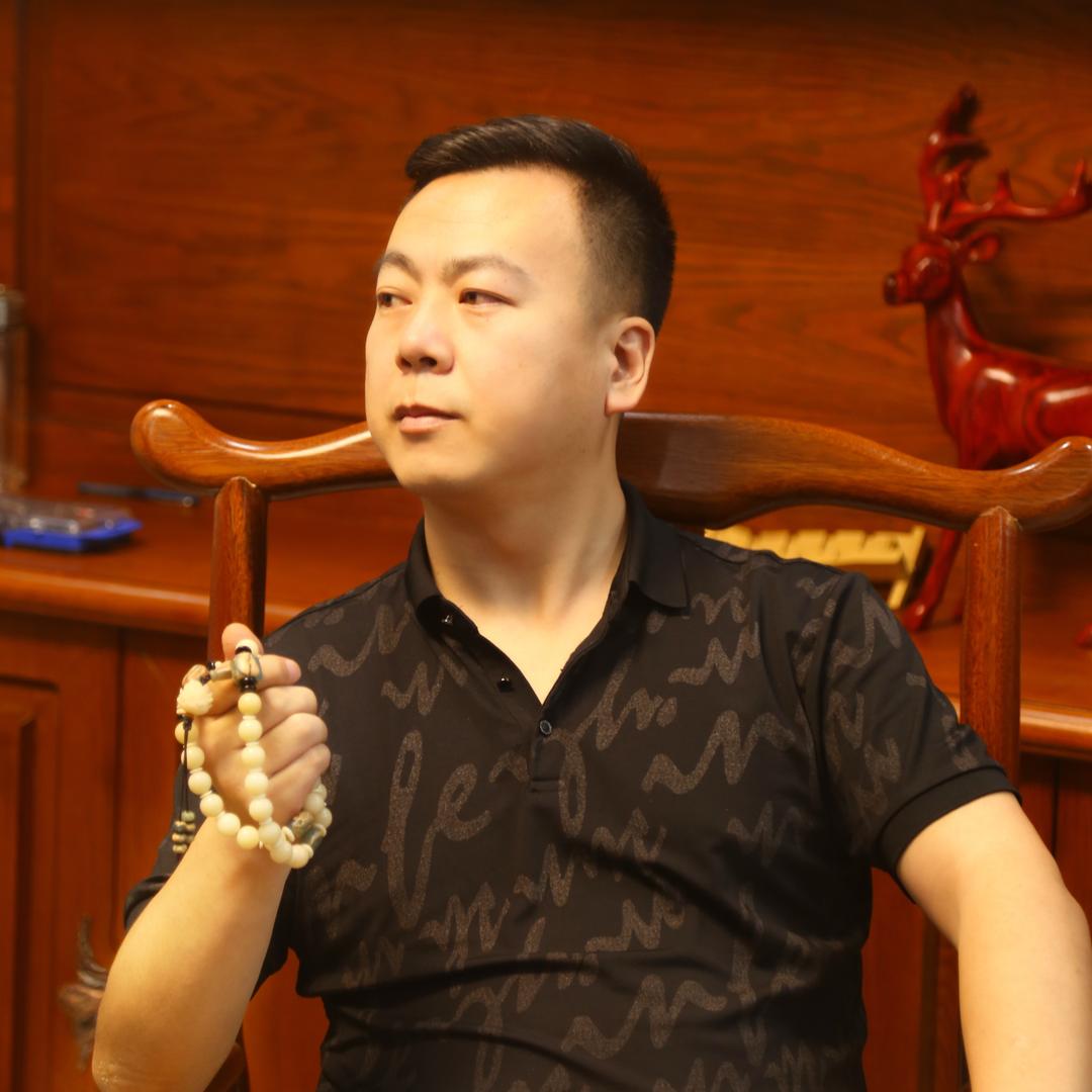 王子柒