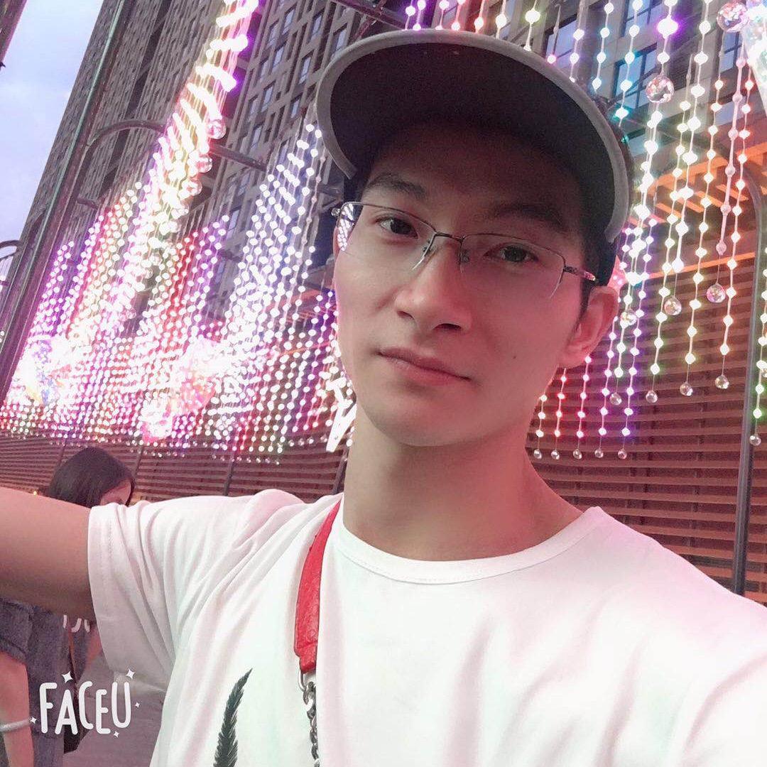 户外摆摊小高
