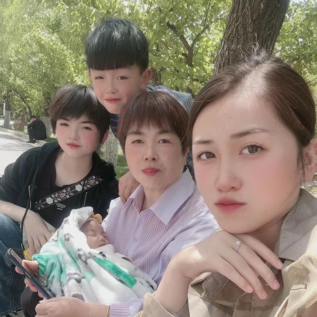 悦宝姥姥的日常❤️