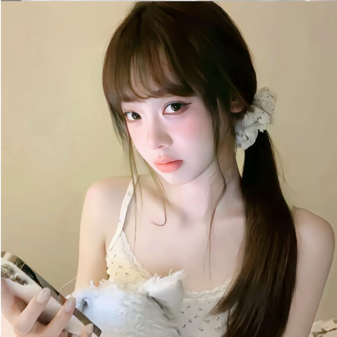 芮芮睡不着~