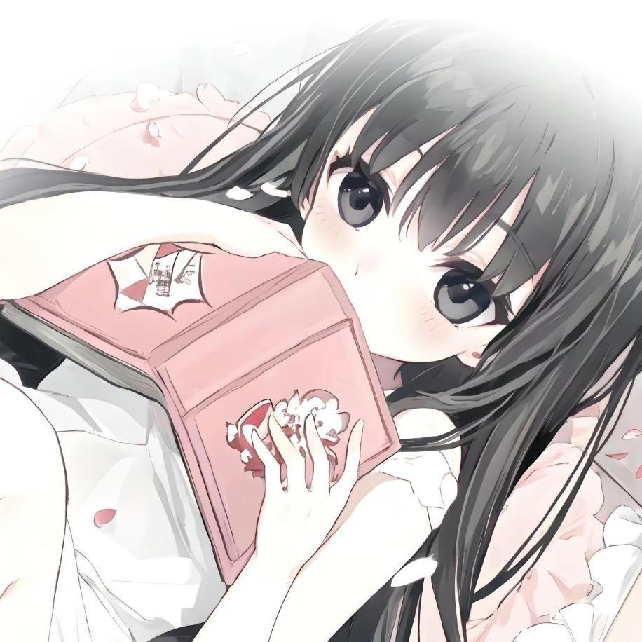 爱傻笑的小女孩