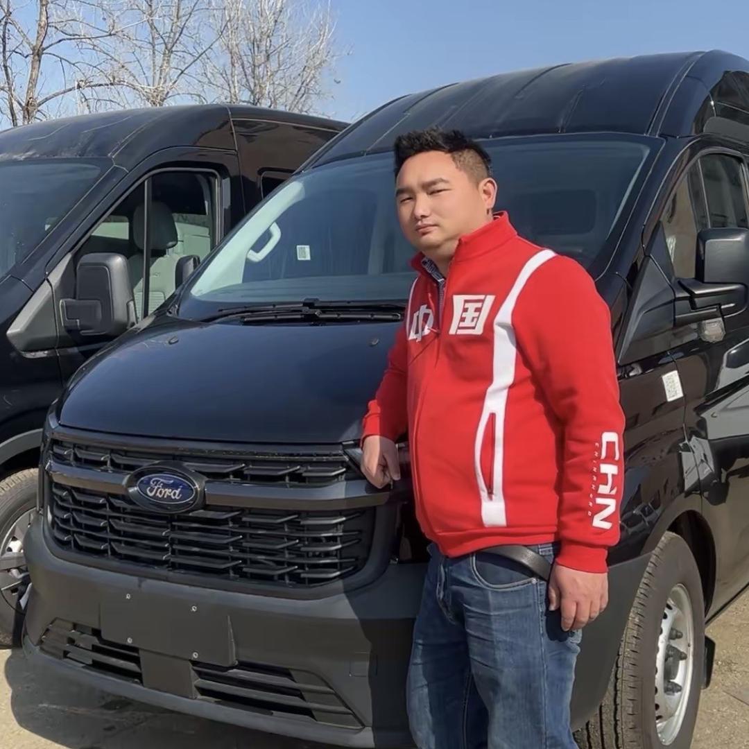 长沙全顺依维柯柴油商务面包车