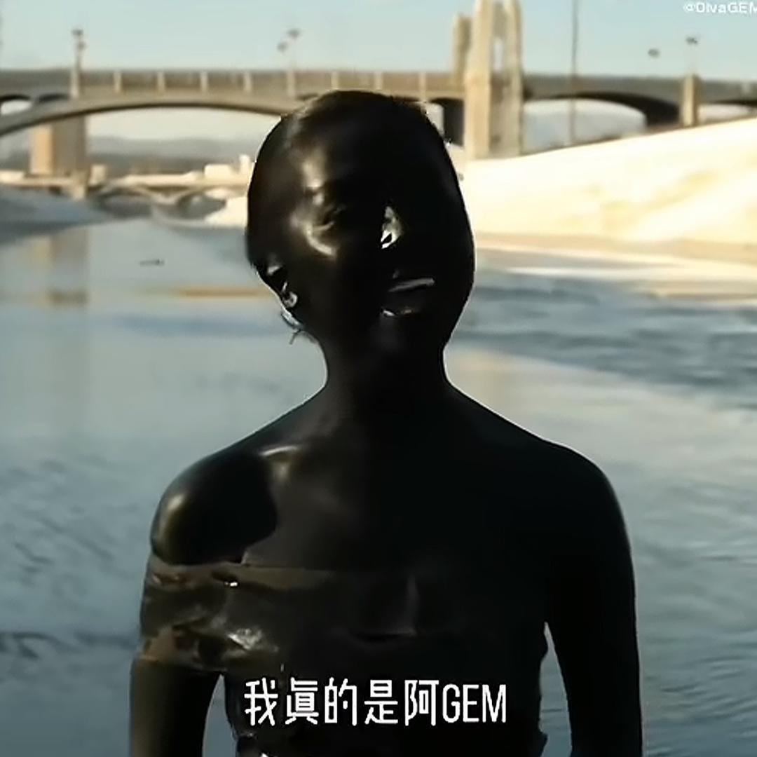 积极生活的momo