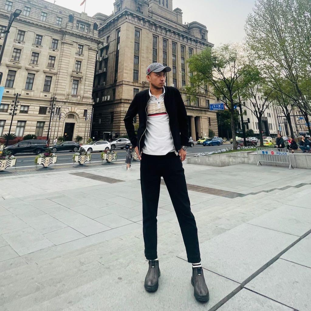 。。。。。。。🍷