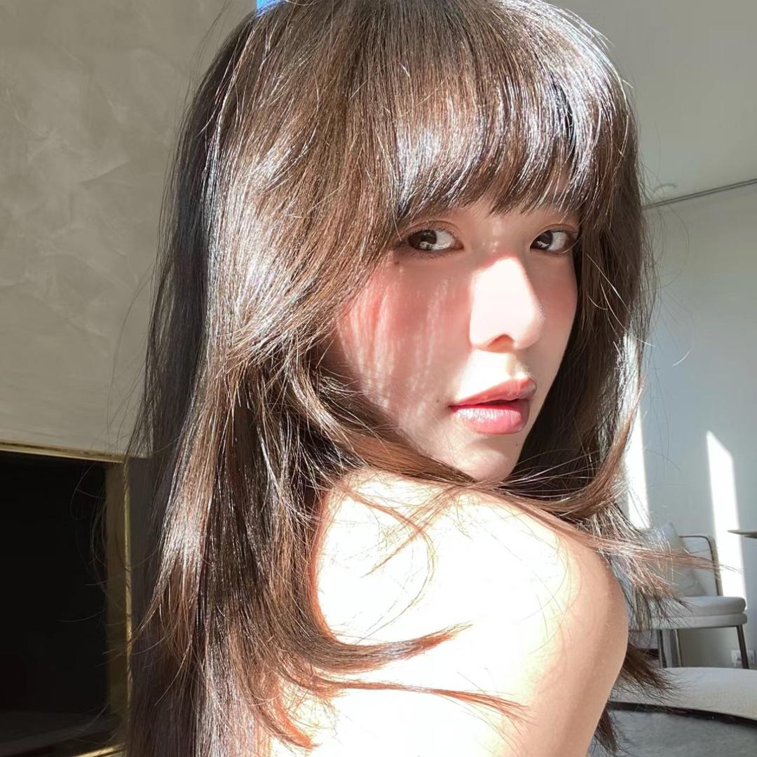 飞天小兔不emo