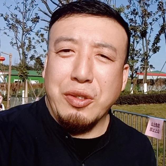 成都大墙 装修狠人