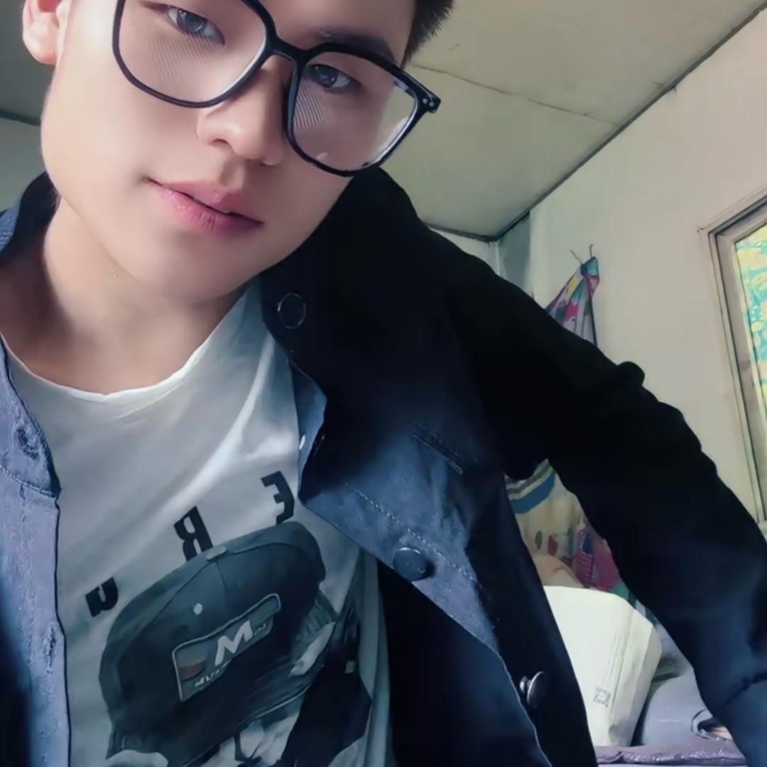 余(˘❥˘)