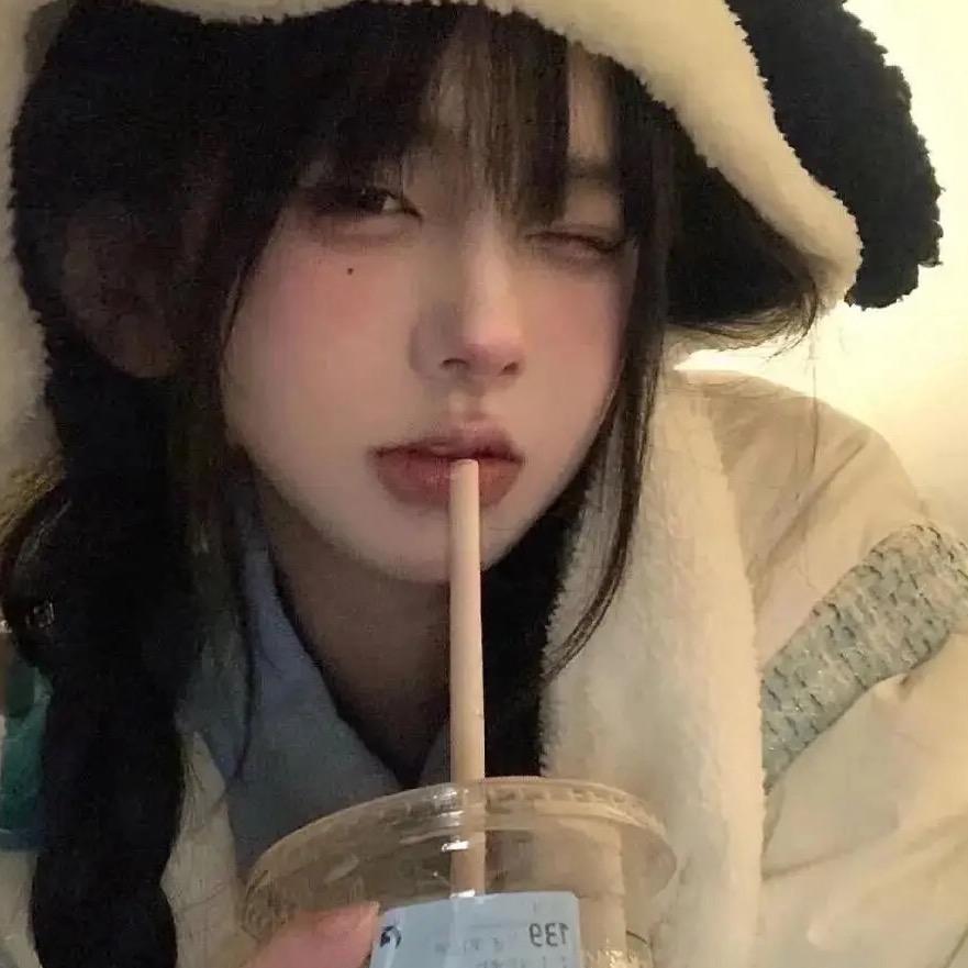 德煜昌-笑笑