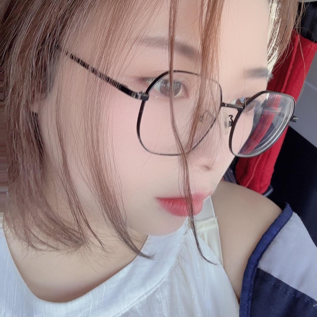 梅烦恼的梅梅