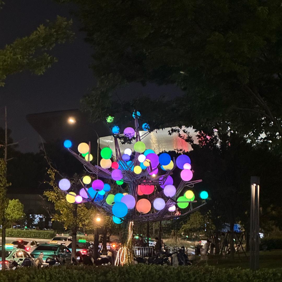 哈哈哈哈我烦死