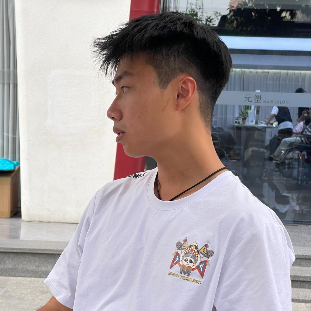 东烽卓越-余教练🏸️