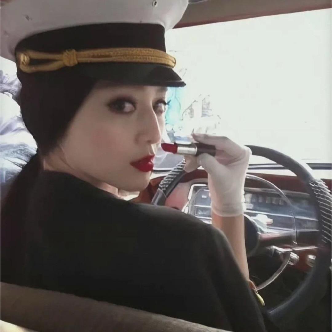 媄鹤⚜️