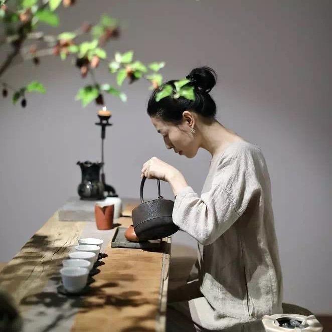 高老师和六堡茶