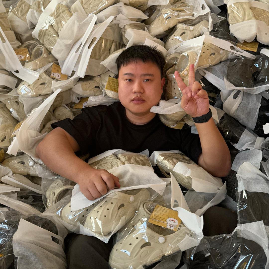 万达品牌童鞋折扣-小辰哥