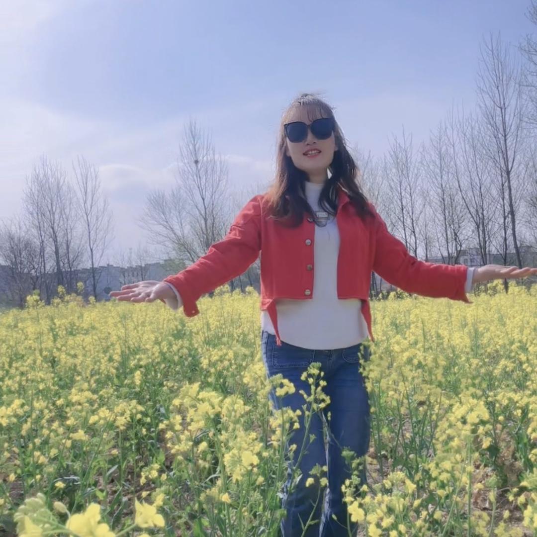 爱笑的女孩