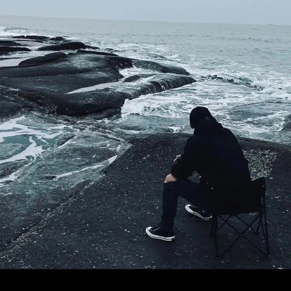 藏袍笑侠