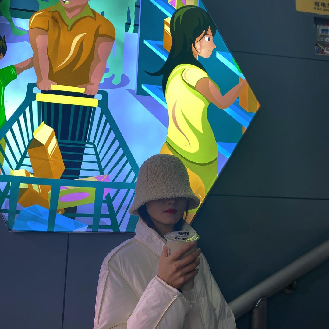 邓露露