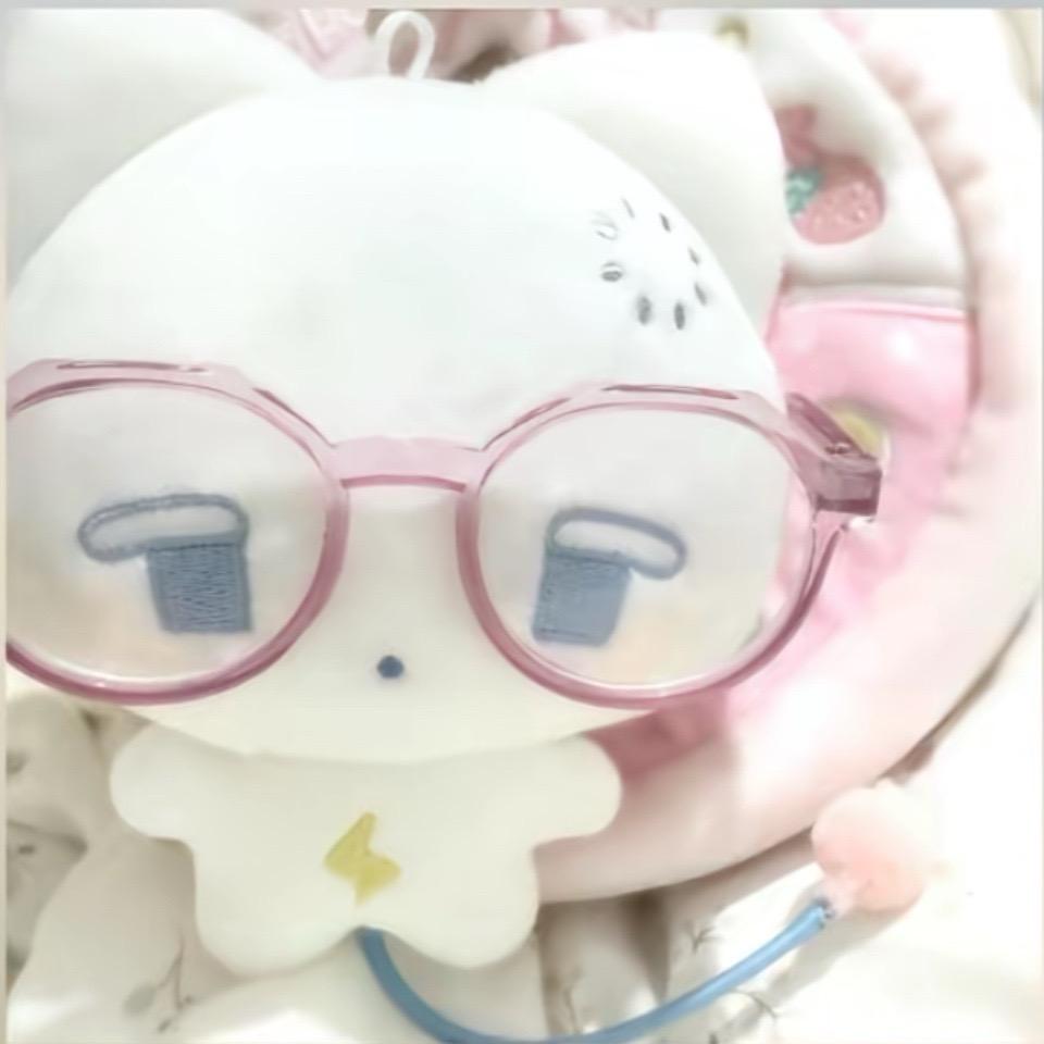 愛濘.