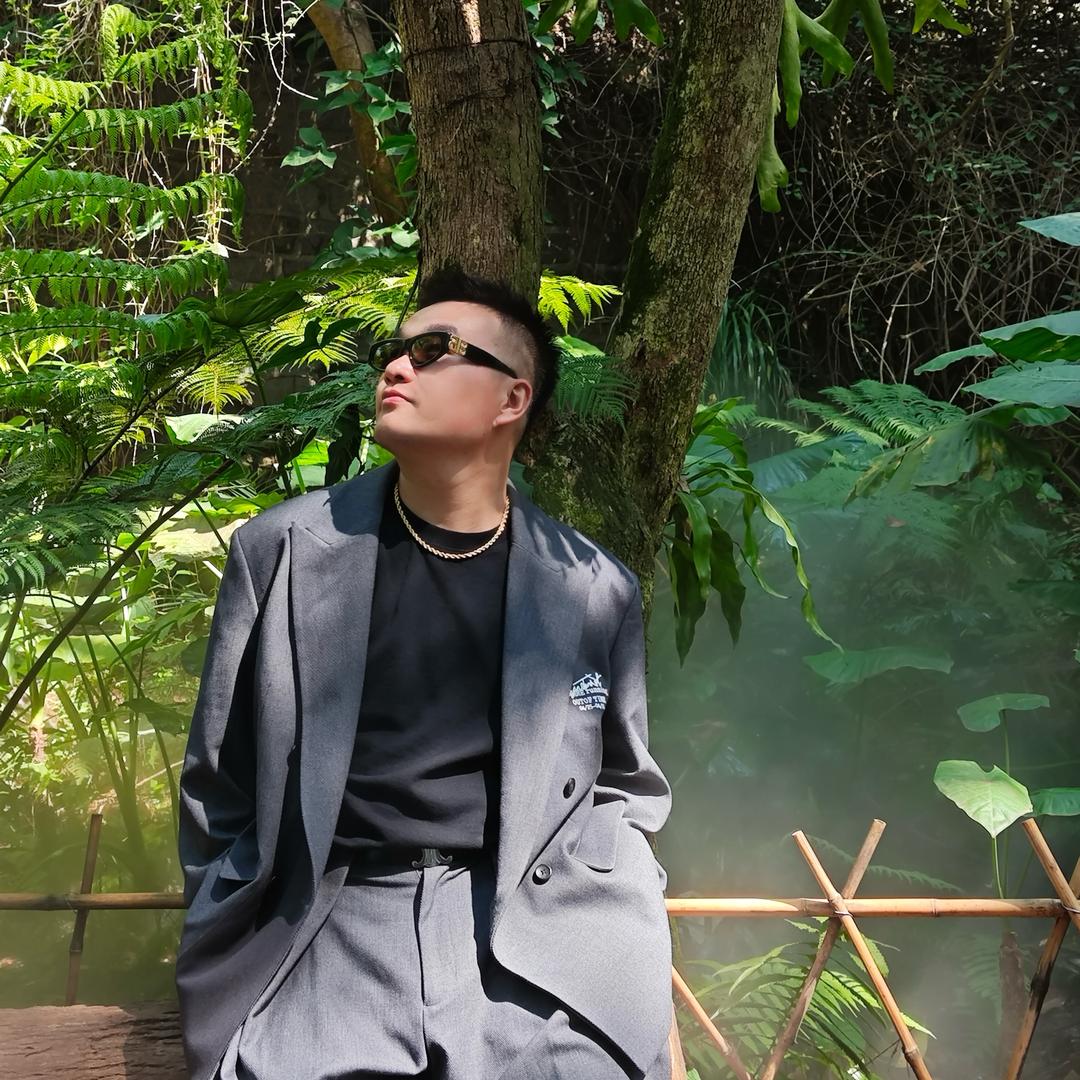 十方~(重嗑有金紧身裤版)