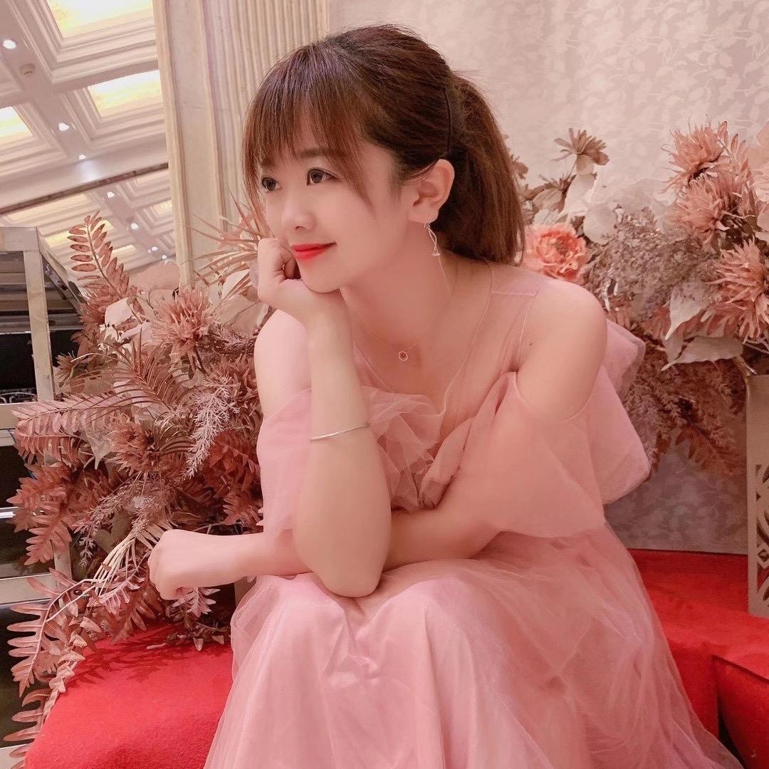 东至主持人金话筒