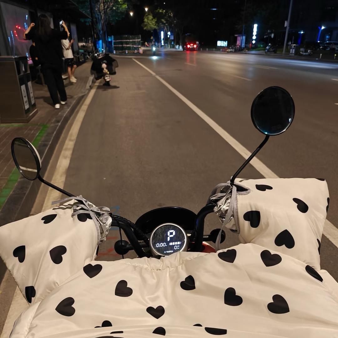 吖支*