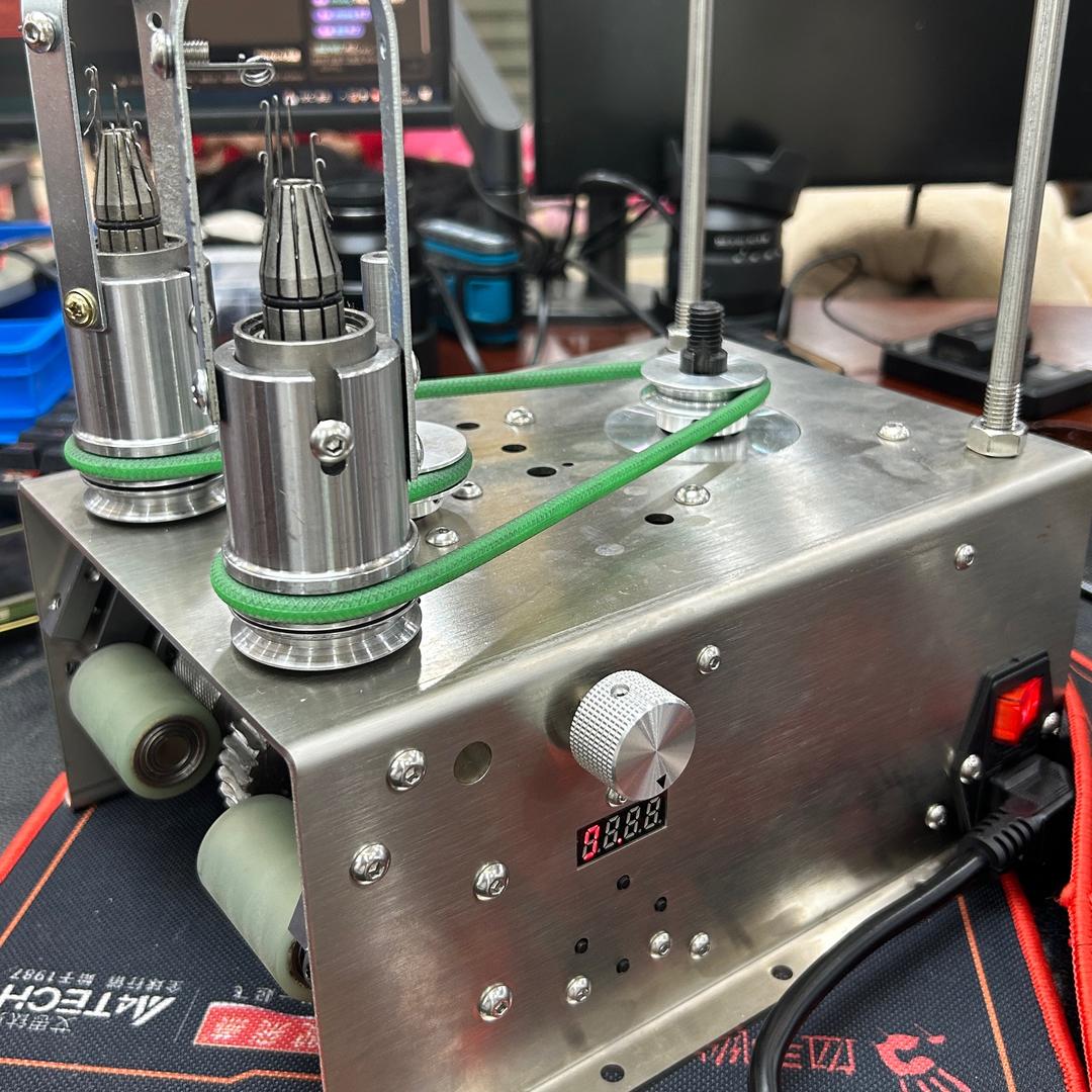 @高速圆筒织带机